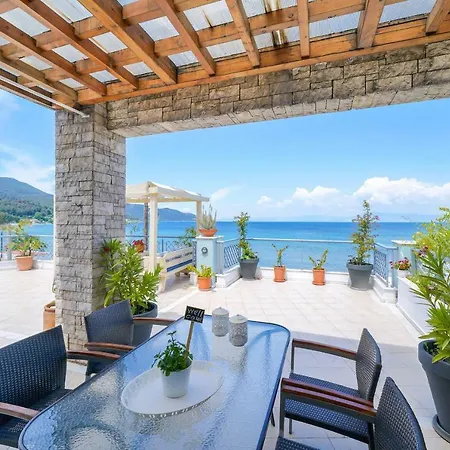 Lina's Sea View Apartamento