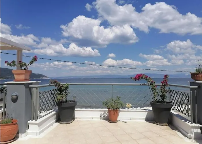 Lina's Sea View